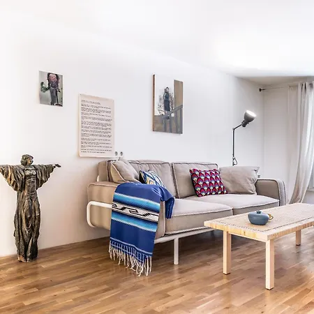 Apartament Gallery Loft, Creative Oasis In The Heart Of
